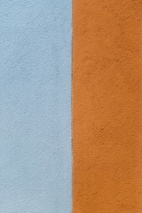 Kaboompics - Two Colored Walls Meeting Corner Blue and Orange, Minimal Background