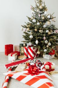 Kaboompics - Gift Wrapping