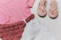 Kaboompics - Pink T-Shirt and White Shorts Summer Outfit