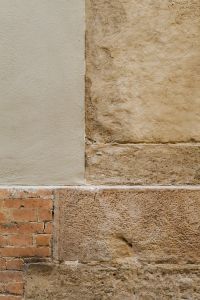 Kaboompics - Stone Brick and Plaster Wall Texture