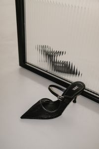 Kaboompics - Black Woven Pointed Mule Close-Up by Glass