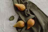 Kaboompics - Still Life With Pears