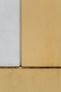 Kaboompics - Minimal Yellow and White Plaster Wall