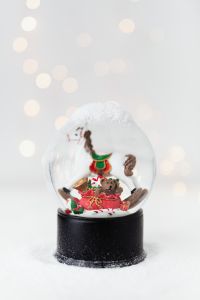 Kaboompics - Snowball Glass
