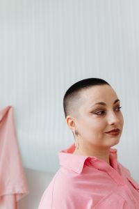 Kaboompics - A Beautiful Young Woman Fighting Cancer