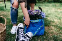 Kaboompics - THE TOP TREND THIS SEASON - IKEA's FRAKTA Shopping Bag