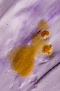Kaboompics - Lavender Cream with Amber Drops