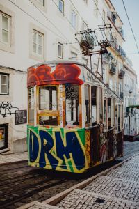 Kaboompics - The Gloria Funicular (Elevador da Glória) in the city center of Lisbon, Portugal
