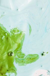 Kaboompics - Pale Blue and Fresh Green Abstract Paint Swirl with Fine Bubbles for Background Design