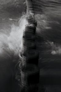 Kaboompics - Black and White Wave Splash Groyne Close-Up