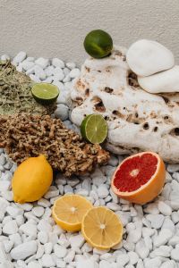 Kaboompics - Citrus Fruit Arrangement with Grapefruit, Oranges and Lime