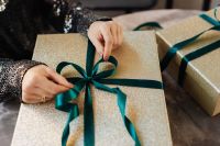 Kaboompics - Girl With a Gift