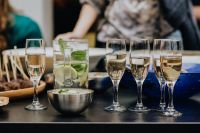 Kaboompics - Glasses with white wine and champagne