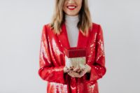 Kaboompics - Girlboss With a Gift