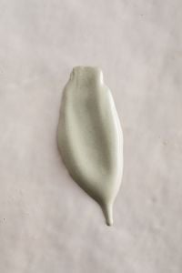 Kaboompics - Single Cream Swatch Close-Up on Soft Neutral Background