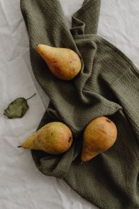 Kaboompics - Still Life With Pears