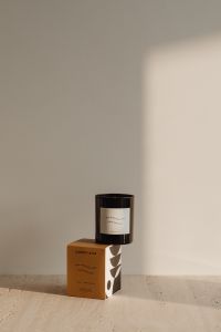Kaboompics - Product photography - candles and diffuser - fragrances - branding - packaging