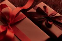 Kaboompics - Gift Wrapping Detail with Burgundy Ribbon