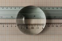Kaboompics - Glass Sphere Reflected in a Centimeter Ruler