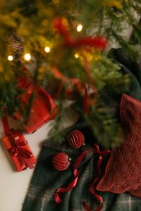Kaboompics - Christmas Tree Bokeh With Red Gifts and Ornaments