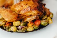 Kaboompics - Roasted Turkey with Caramelized Vegetables, Thanksgiving Dinner