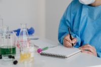 Kaboompics - Laboratory Notes and Glassware for Science Lesson