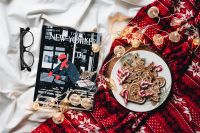 Kaboompics - Christmas Cookie Plate with Candy Canes and Warm Holiday Lights