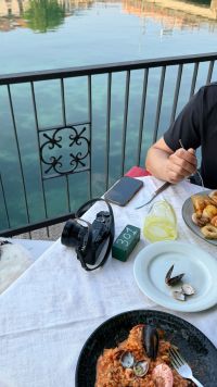 Kaboompics - Seafood Lunch With Camera And Smartphone By The Lake