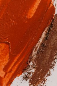 Kaboompics - Orange Red and Brown Makeup Swatch
