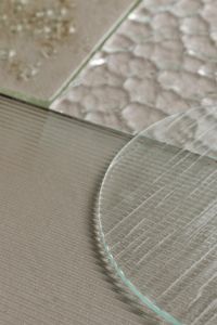 Kaboompics - Irregular Glass Texture Panels over a Ribbed Surface
