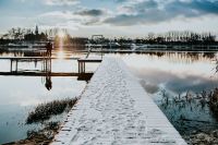 Kaboompics - Winter walk by the lake