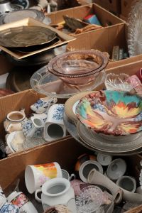 Flea Market Finds: Vintage Antiques, Ceramics and Collectibles