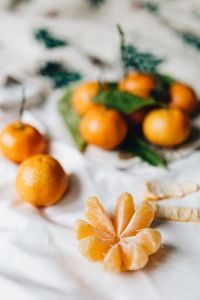 Kaboompics - Soft-Focus Citrus Still Life with Peeled Mandarin Segments