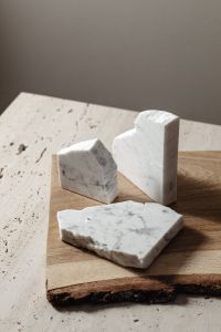 Irregular Marble Slabs and Neutral Interior Styling