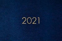 Kaboompics - Gold 2021 Date on Textured Navy Planner Cover