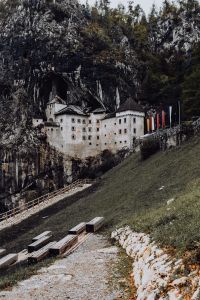 Kaboompics - Predjama castle at the cave mouth in Postojna, Slovenia