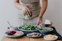 Kaboompics - Preparing a yummy and healthy meal