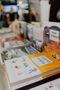 Kaboompics - Many books in a bookstore