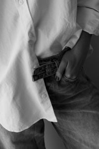 Kaboompics - Relaxed Hand in Jeans Pocket Fashion Detail