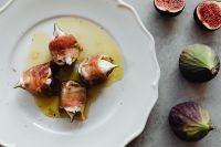 Kaboompics - Goat Cheese And Prosciutto Figs On White Plate
