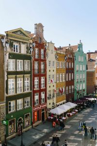 Kaboompics - Green and Red Gabled Houses on Mariacka Street, Gdansk