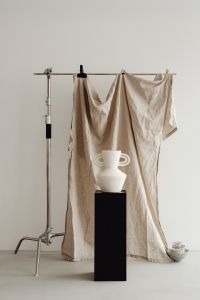 Kaboompics - Photo studio interior - C-stand lighting tripod - photo backdrop - LED lamp