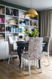 Kaboompics - Home library in dining room