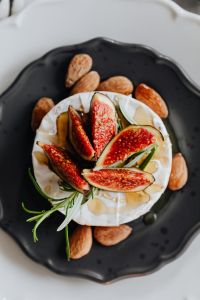 Kaboompics - Overhead Camembert with Fig Wedges, Rosemary and Almonds