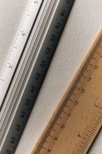 Kaboompics - Wooden and Metal Rulers Close-Up