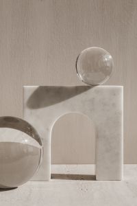 Kaboompics - Marble Arch Still Life With Glass Spheres