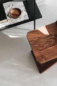 Kaboompics - Beautiful Contemporary and Modern Interior - decor - minimal - bright - organised shelves