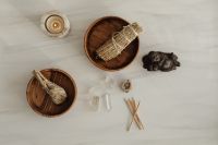 Kaboompics - Overhead Sage Bundles In Wooden Bowls With Crystals And Matchsticks