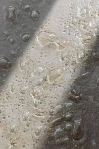Kaboompics - Bubbled Glass Surface with Bright Center and Shadowed Edges