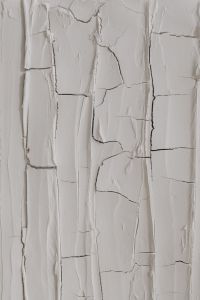 Kaboompics - Cracked White Paint with Large Flaking Layers